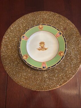 Tiffany and Co. Green and Gold Decorative Dinner Plate  - 8.5 inches - perfect